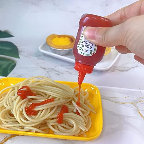 4 Piece Set Compact Squeeze Bottle Portable Reusable Lunchbox Condiment Dispenser
