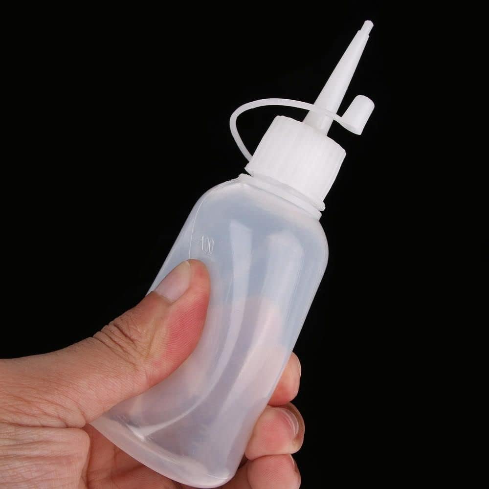 Sealed Design Squeeze Bottle 100ML Kitchen Art Use Red