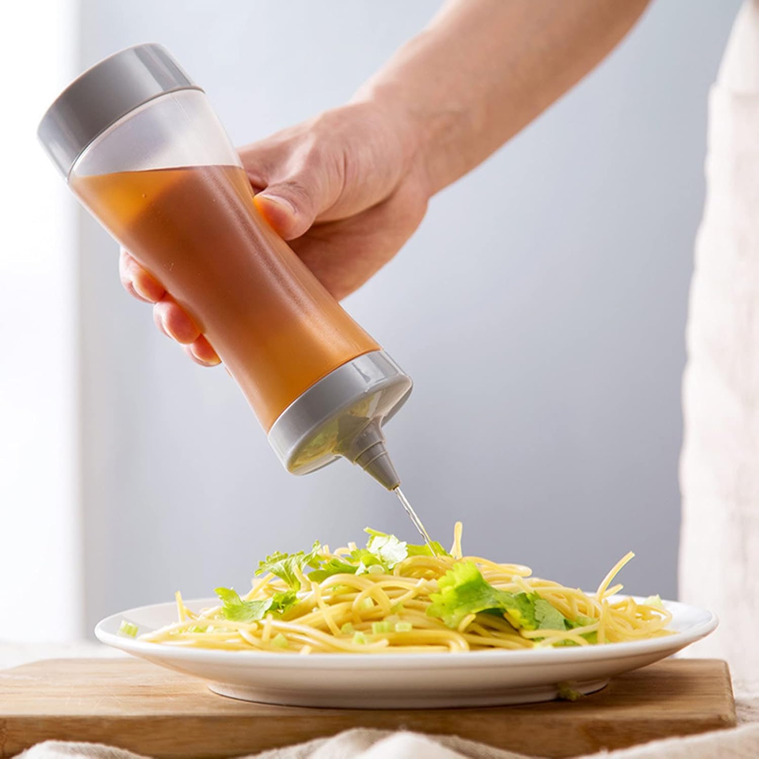 Oshine Plastic Squeeze Bottle Set