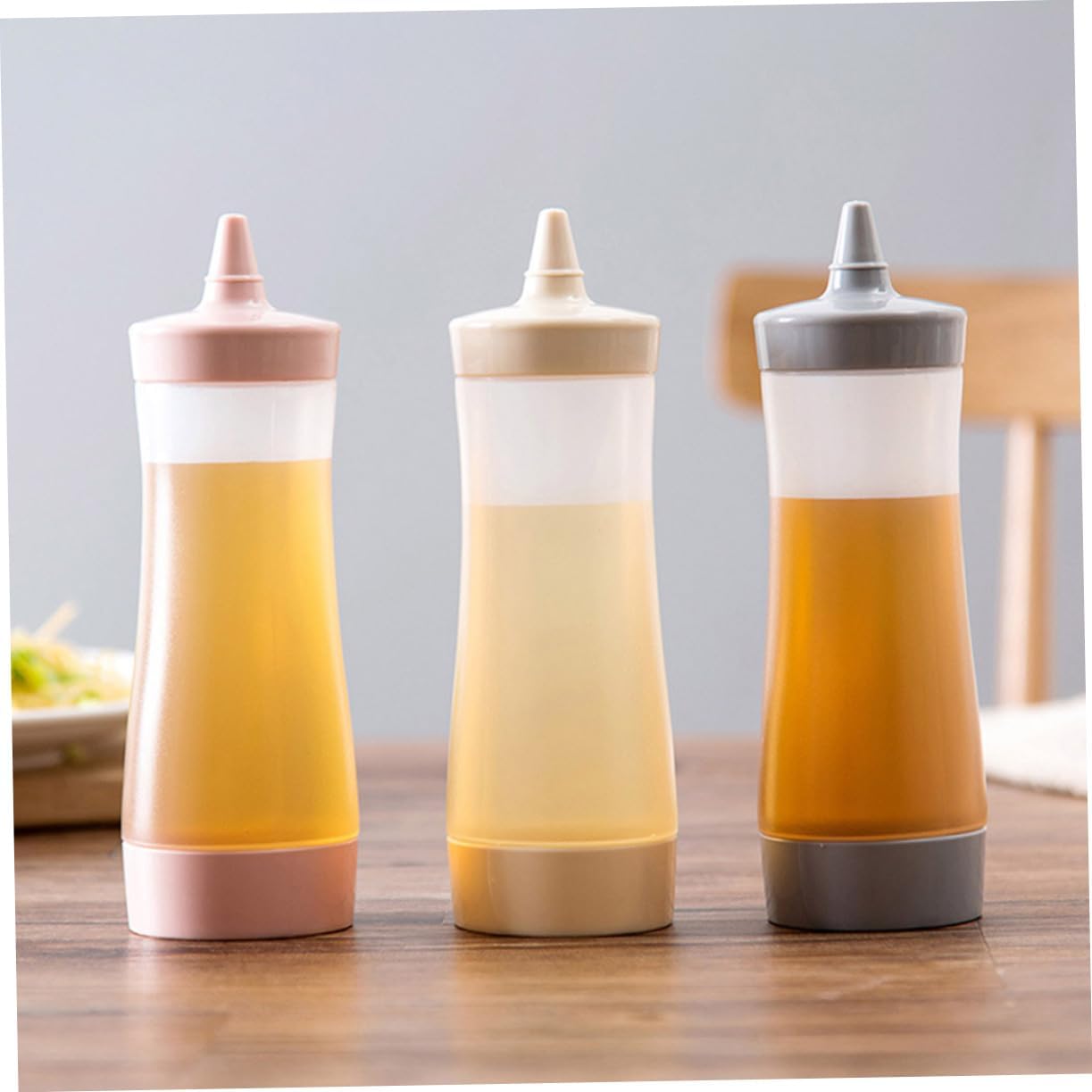 Mikinona Squeeze Bottle 350ml Reusable Leakproof TranslucentCondiment Dispenser