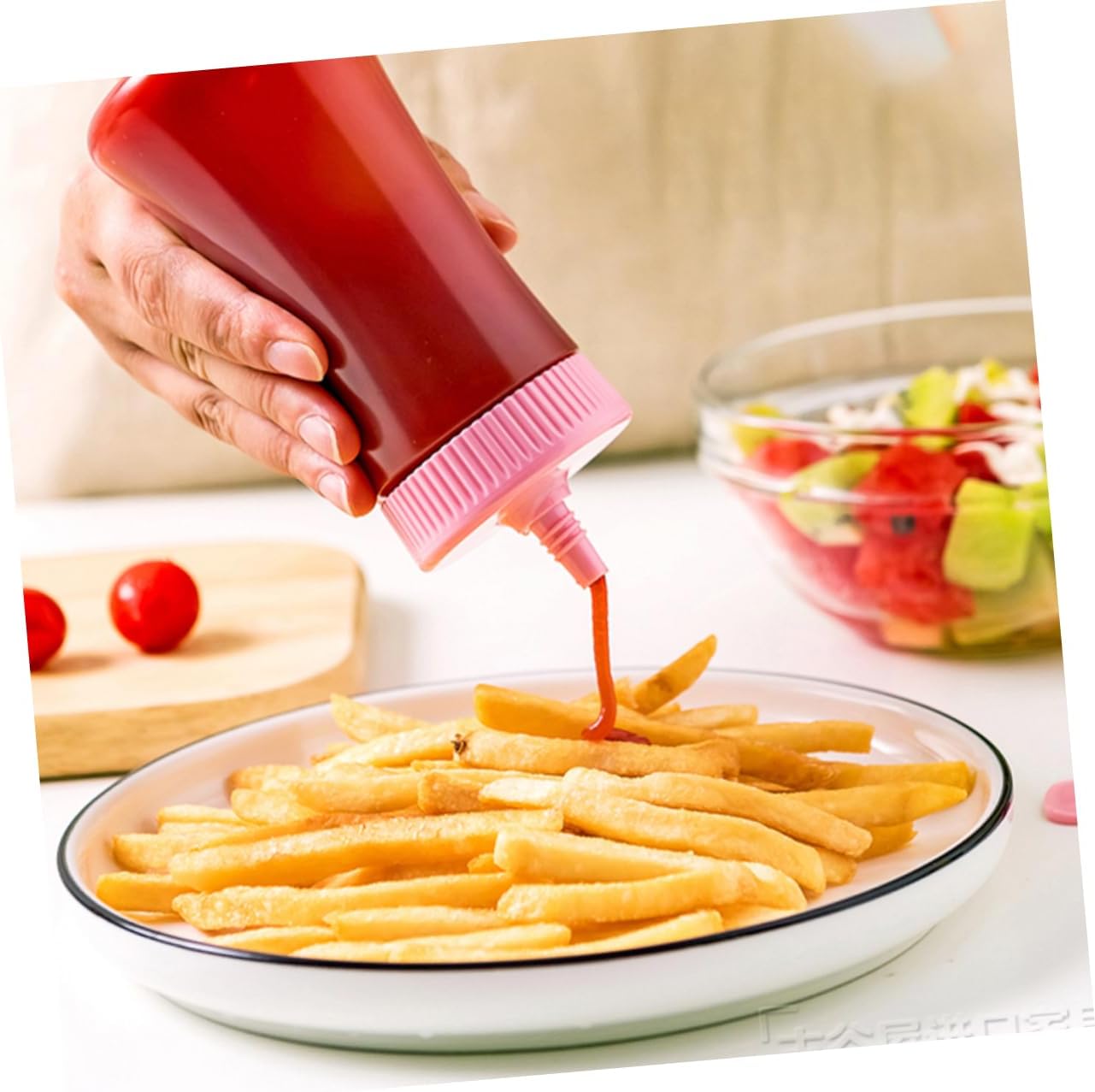 Cabilock Condiment Squeeze Bottles with Lids