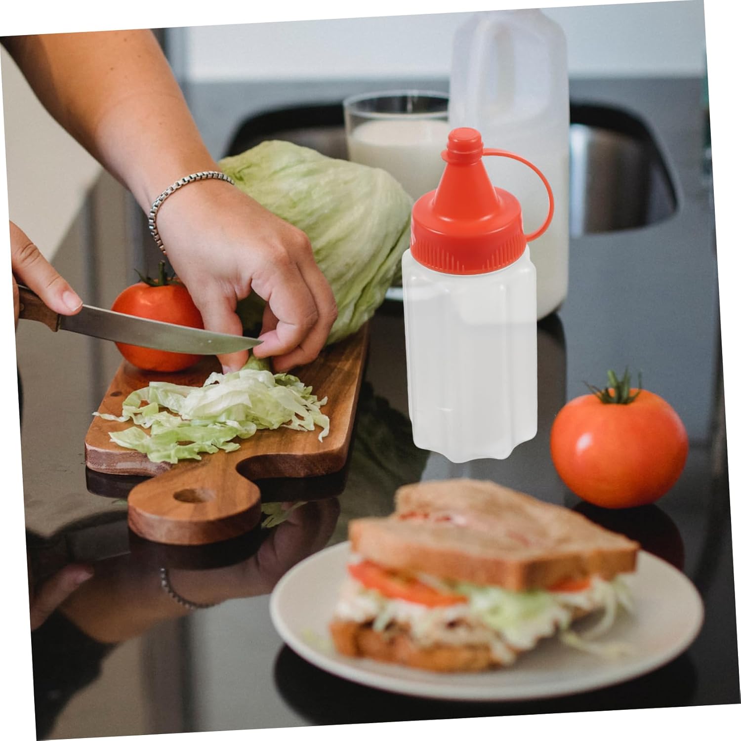 Homoyoyo 4-Pack Plastic Squeeze Condiment Bottles with Caps