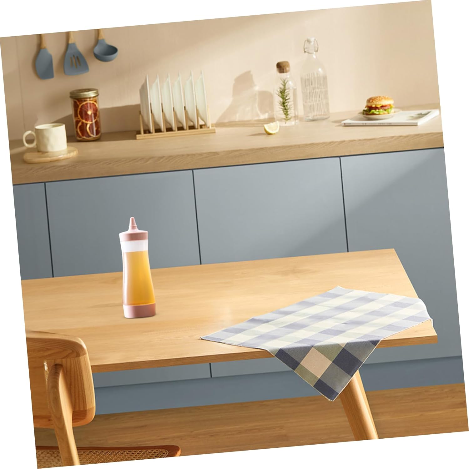 Set of 2 Plastic Condiment Squeeze Bottles Tips