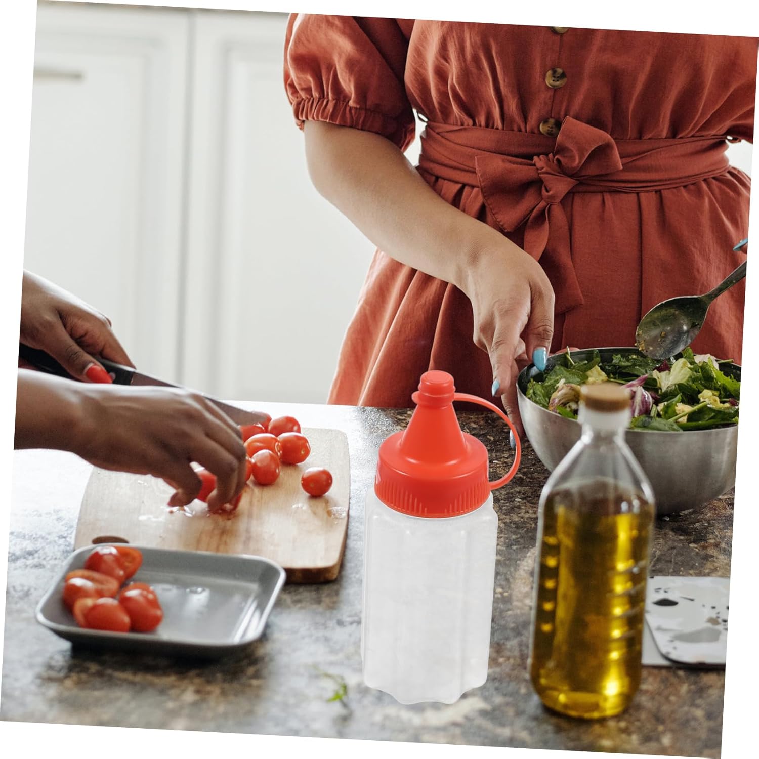 VINTORKY Red Condiment Squeeze Bottle
