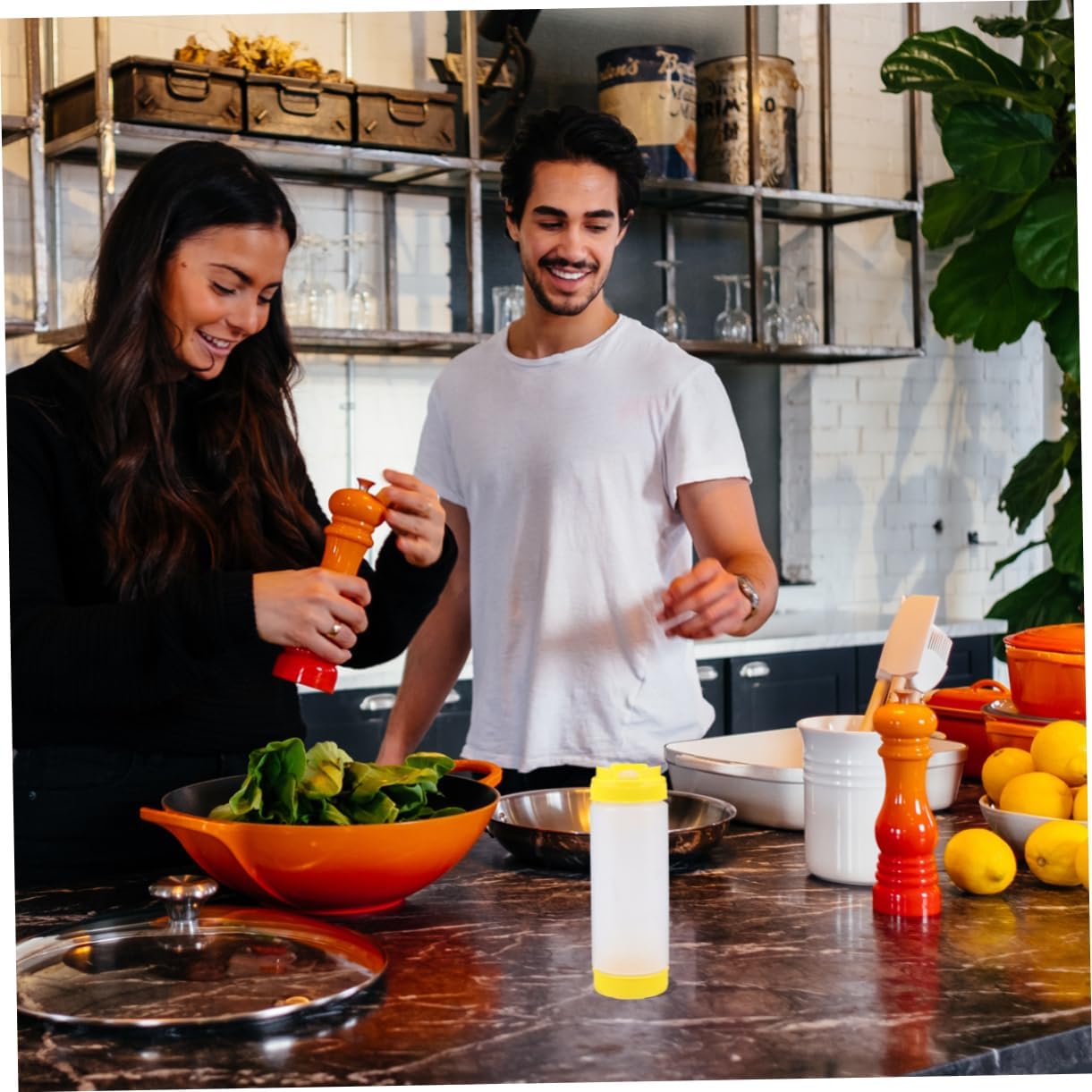 Convenient Dual-Squeeze Ketchup Condiment Dispensers